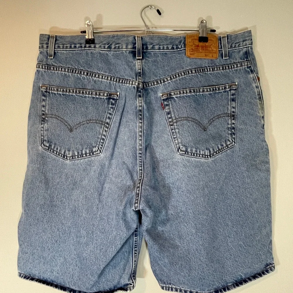 Levis 560 Loose Fit Mens Denim Shorts Medium Wash Blue Size 42 Jorts Y2K 2002